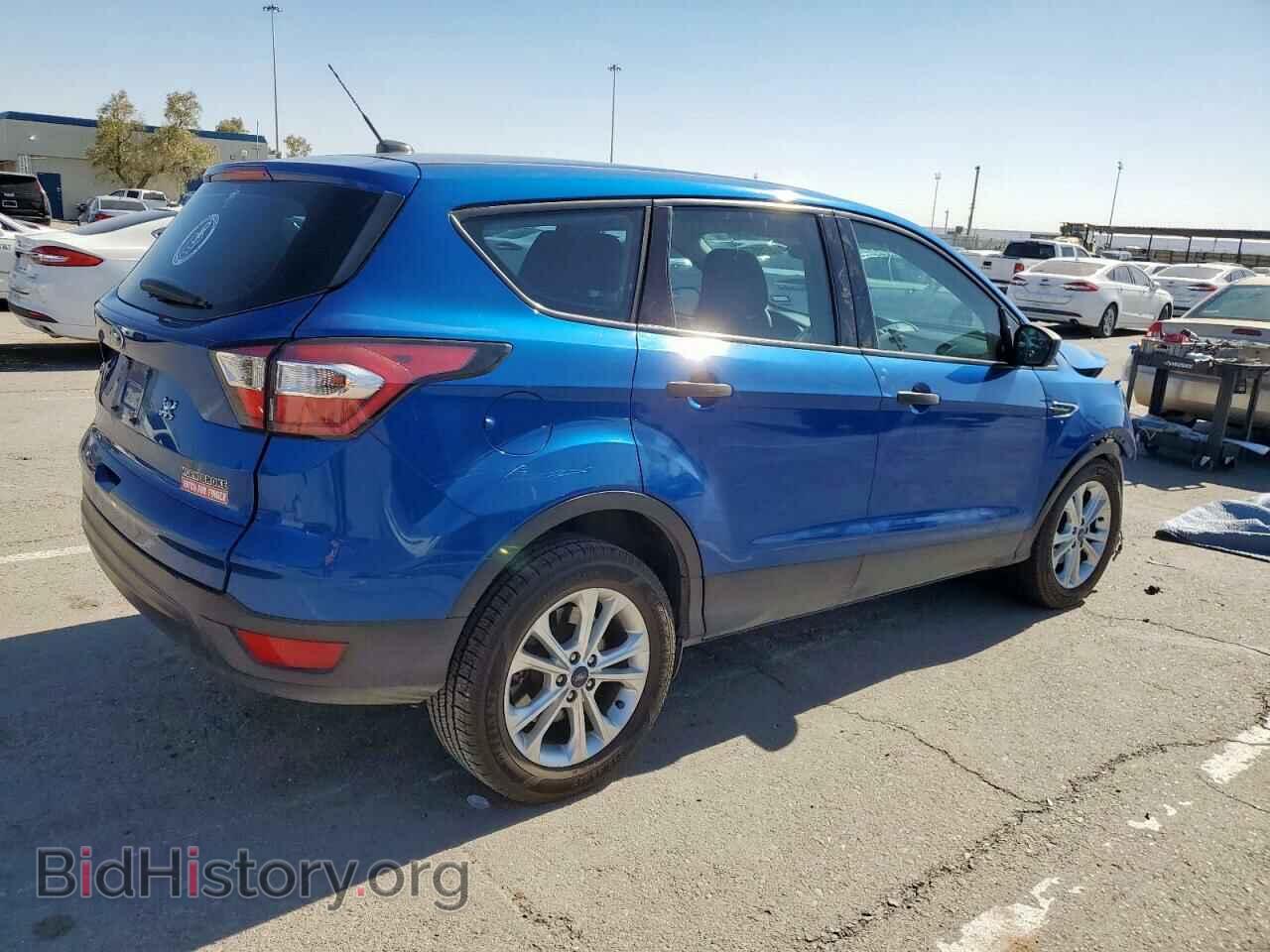 2017 FORD ESCAPE - VIN: 1FMCU0F73HUC10243 - Фото 3