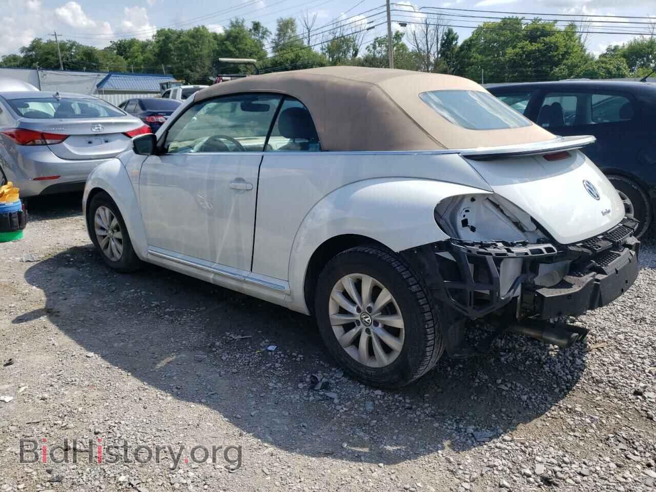 2017 VOLKSWAGEN BEETLE - VIN: 3VW517AT9HM807840 - Фото 2