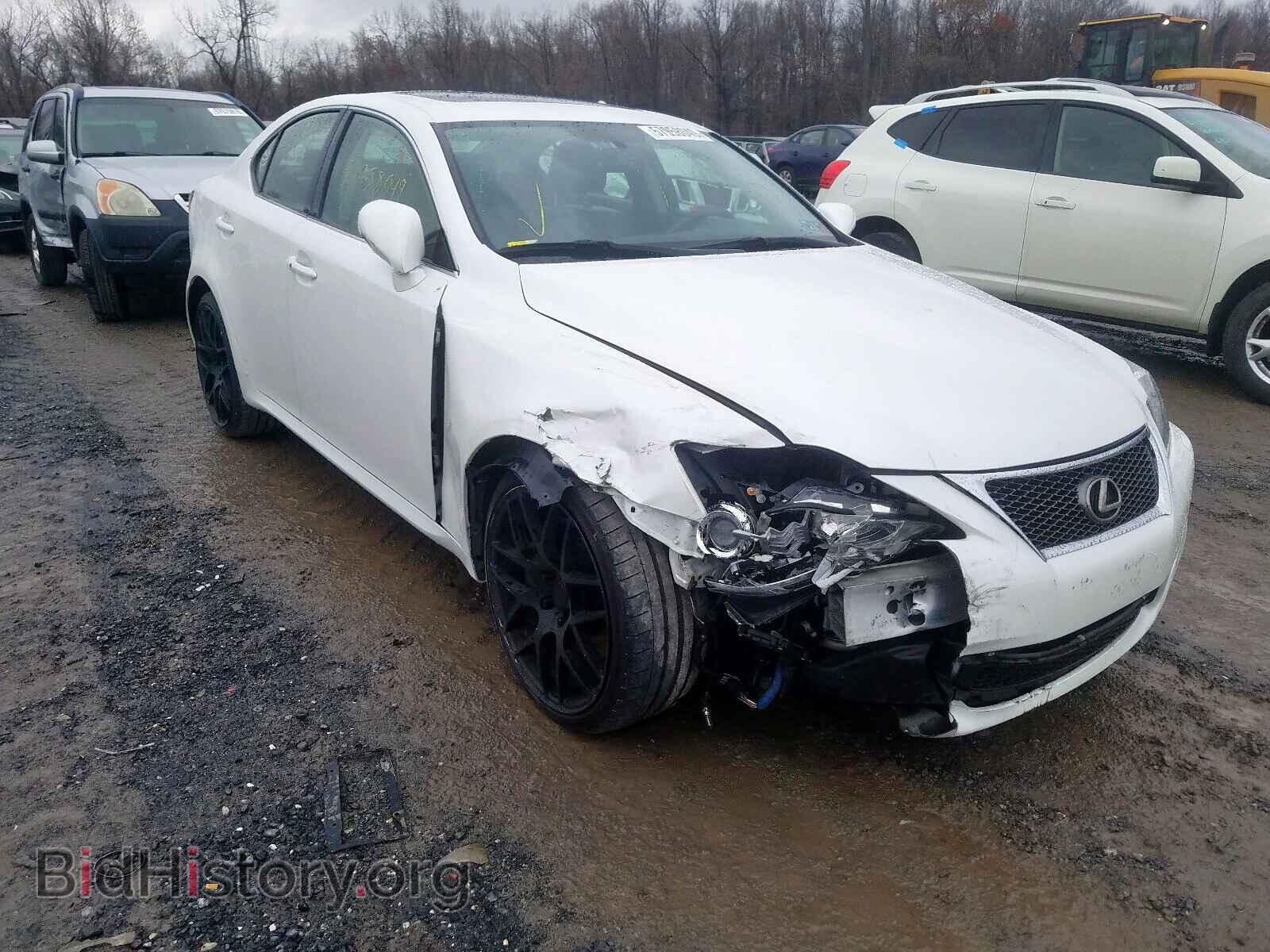 Фотография JTHCE5C29C5002697 - LEXUS IS 2012