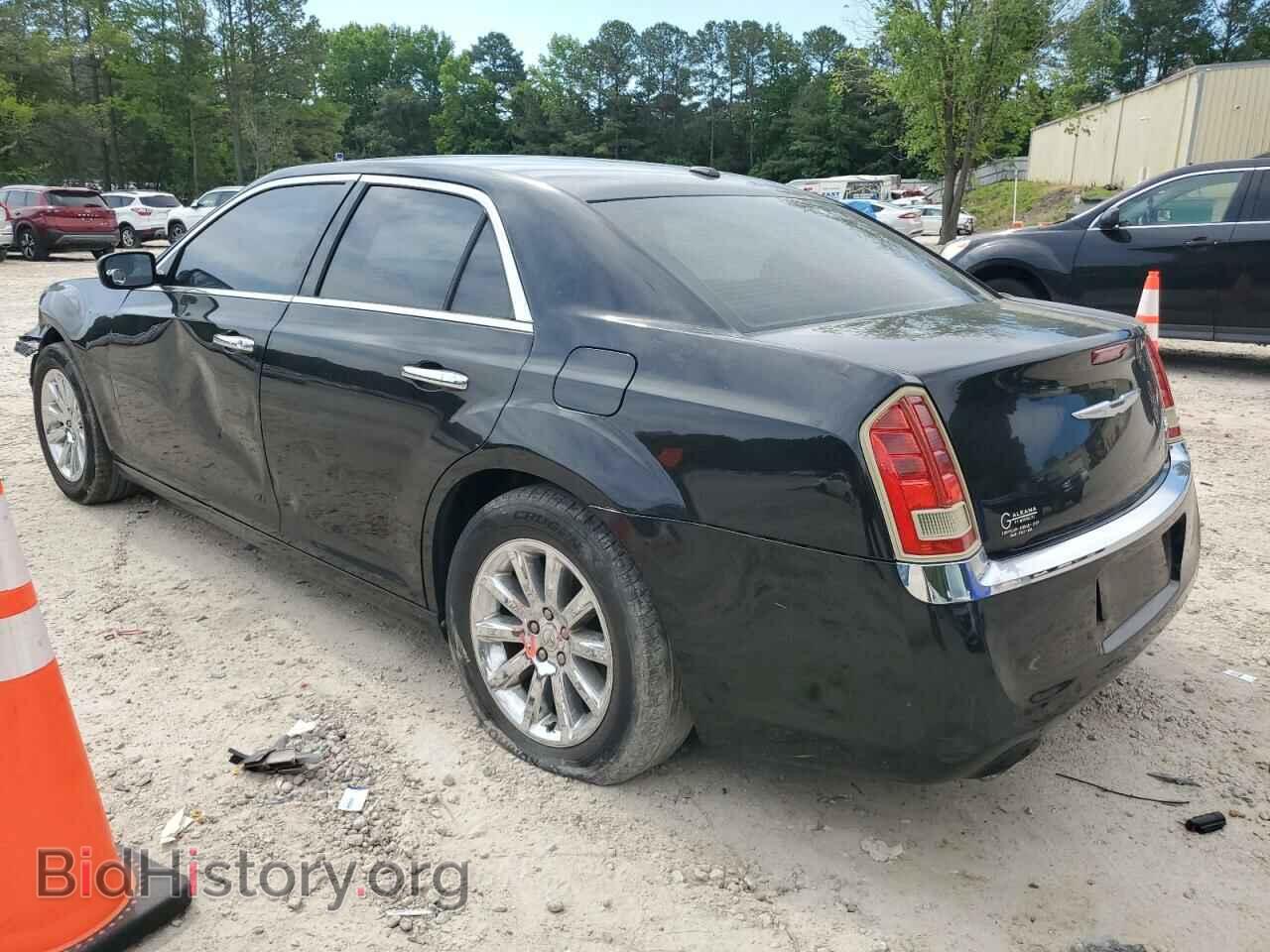 2011 CHRYSLER 300 - VIN: 2C3CA5CG2BH595453 - Фото 2
