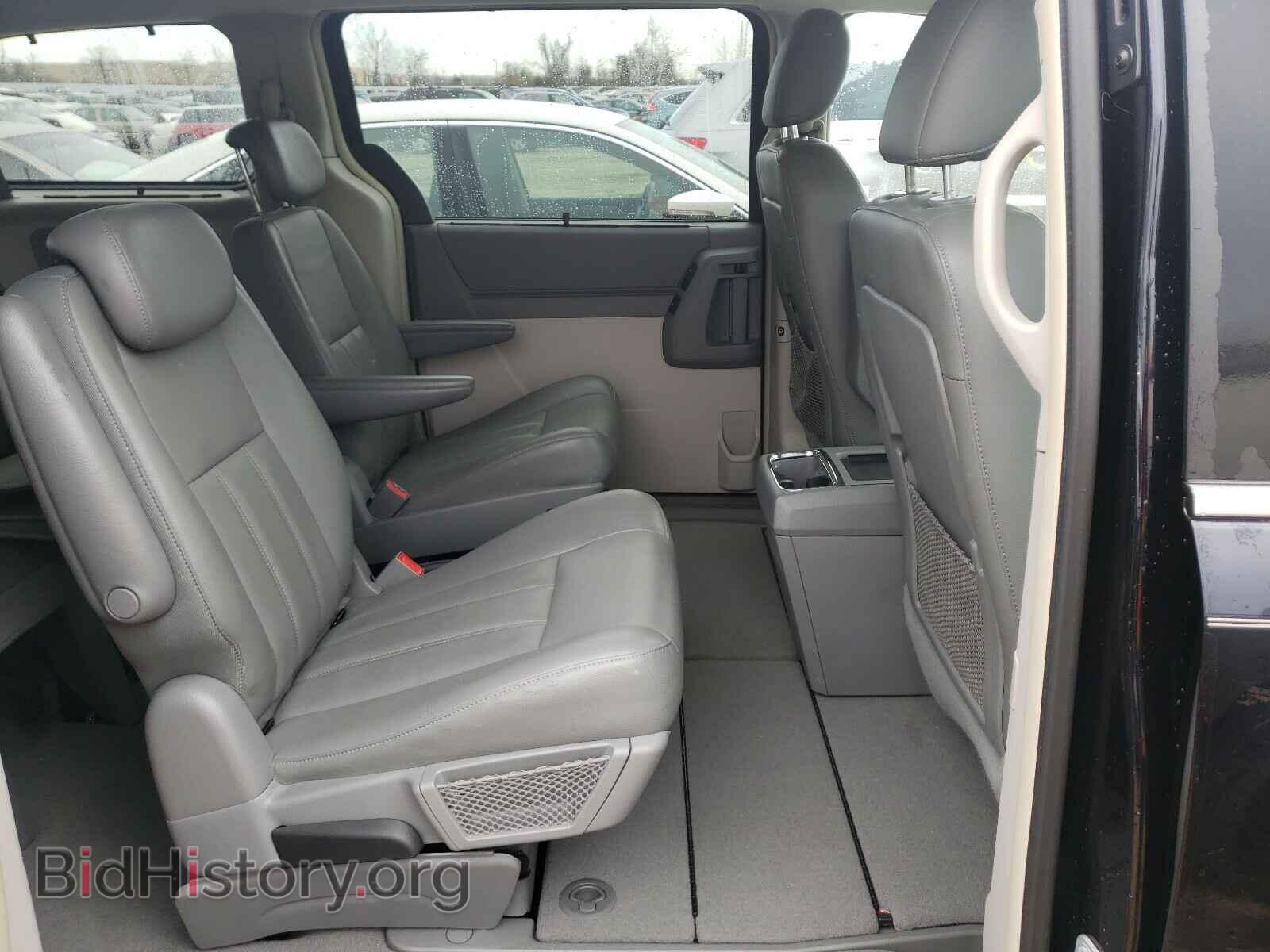 2010 CHRYSLER MINIVAN - VIN: 2A4RR5D18AR226589 - Фото 6