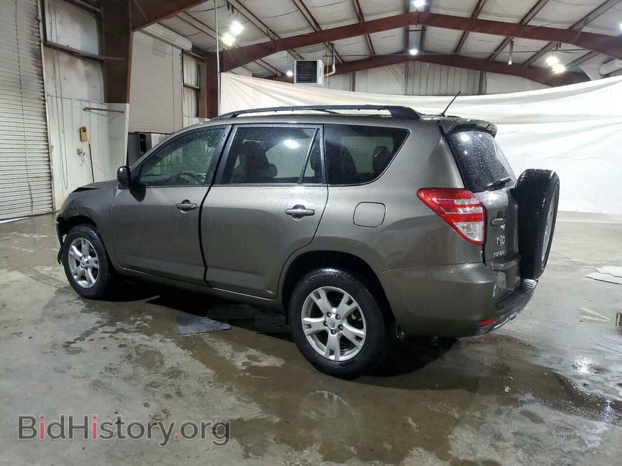 2011 TOYOTA RAV4 - VIN: 2T3BF4DV0BW152945 - Фото 2