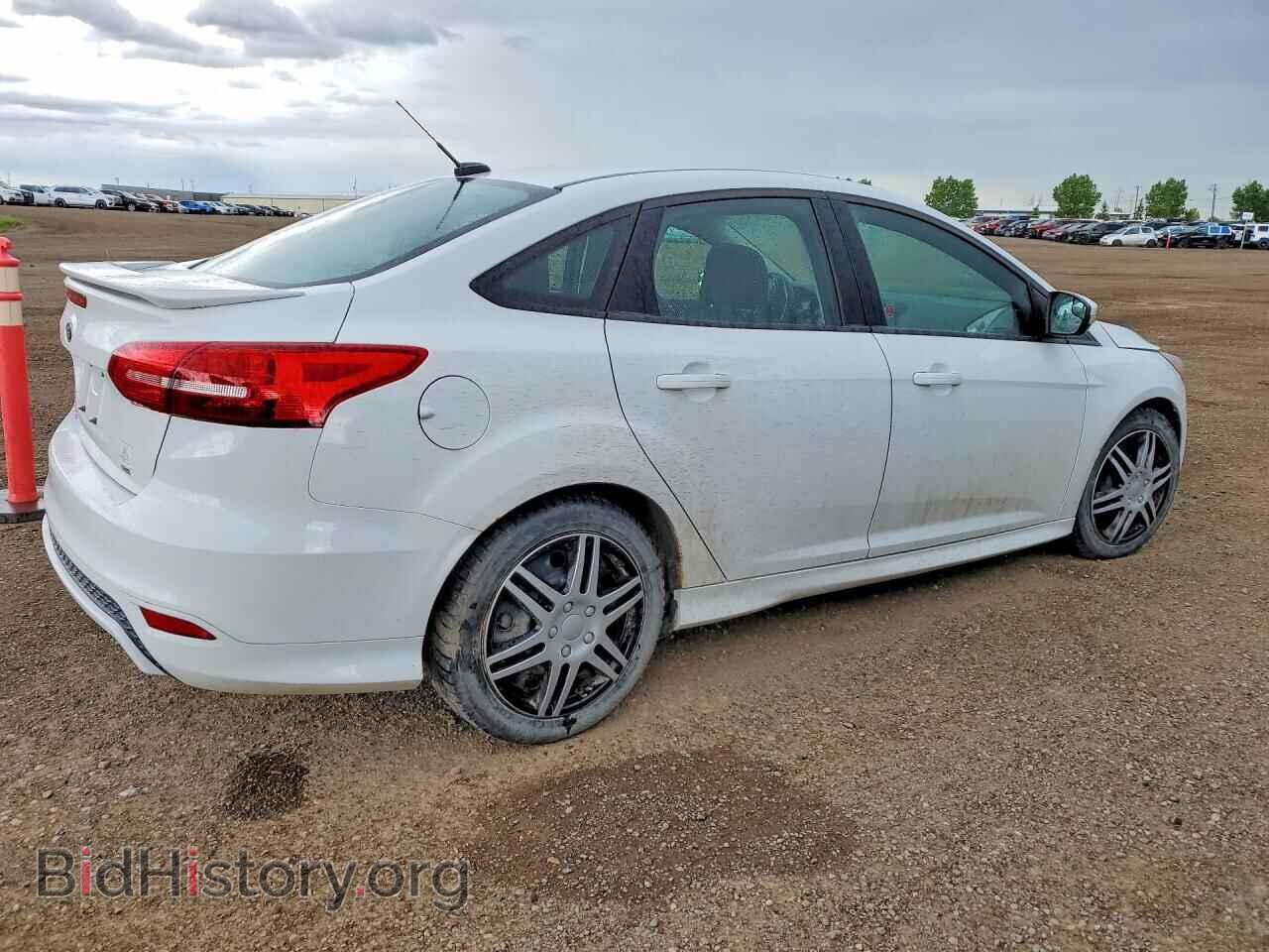 2017 FORD FOCUS - VIN: 1FADP3F23HL261114 - Photo 3