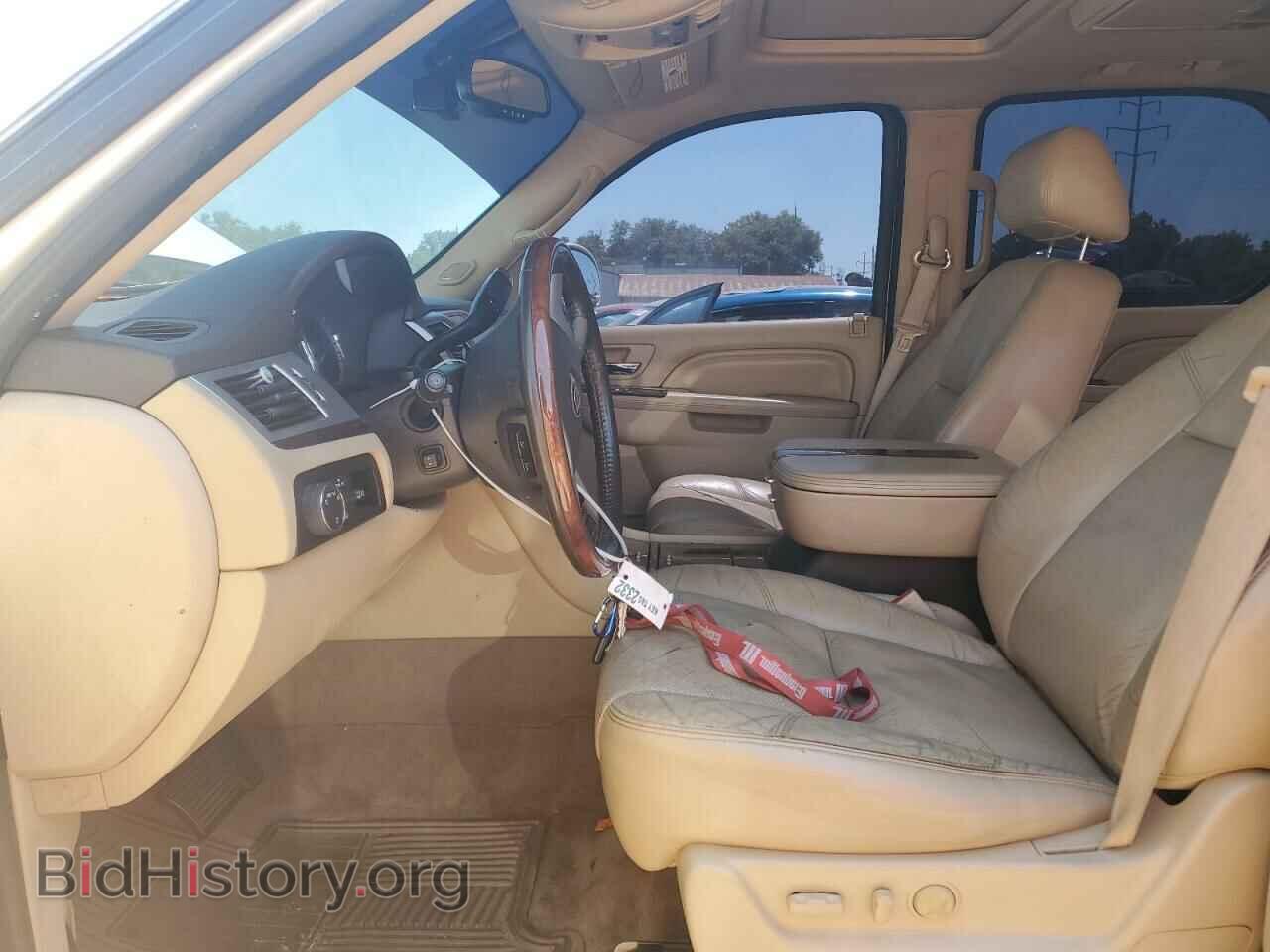 2011 CADILLAC ESCALADE - VIN: 1GYS4CEF4BR211724 - Фото 7