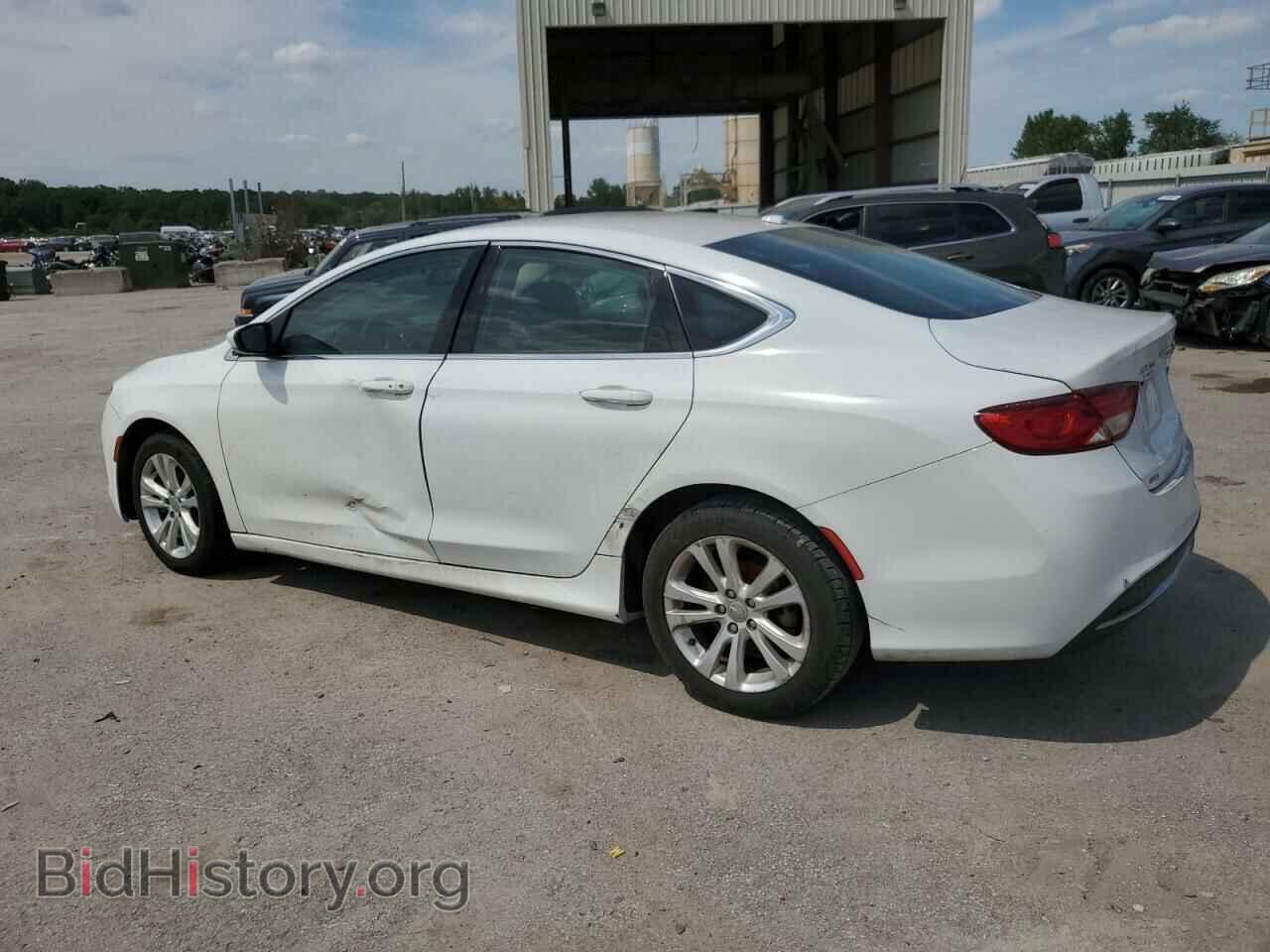 2016 CHRYSLER 200 - VIN: 1C3CCCAB7GN164353 - Фото 2