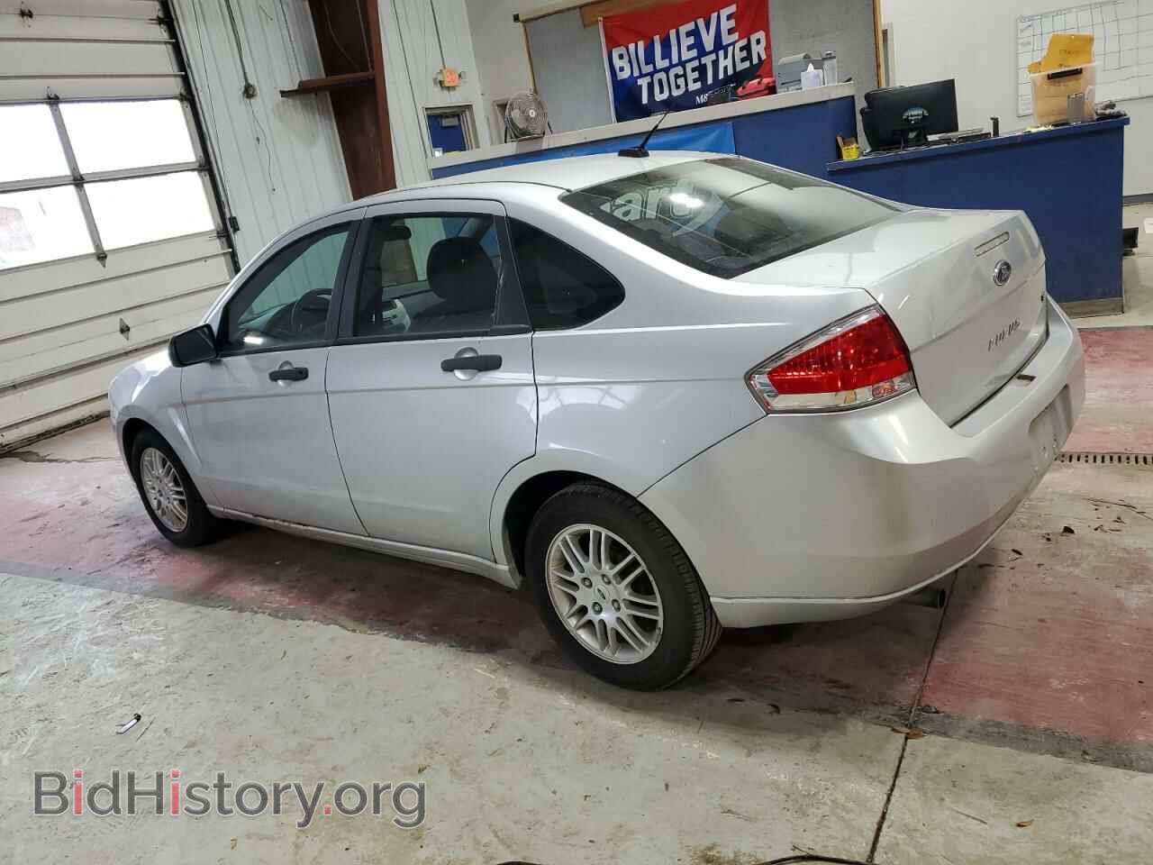 2011 FORD FOCUS - VIN: 1FAHP3FN7BW144640 - Фото 2
