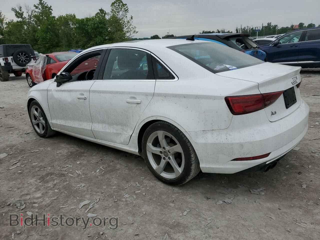 2019 AUDI A3 - VIN: WAUAUGFF0KA121621 - Фото 2
