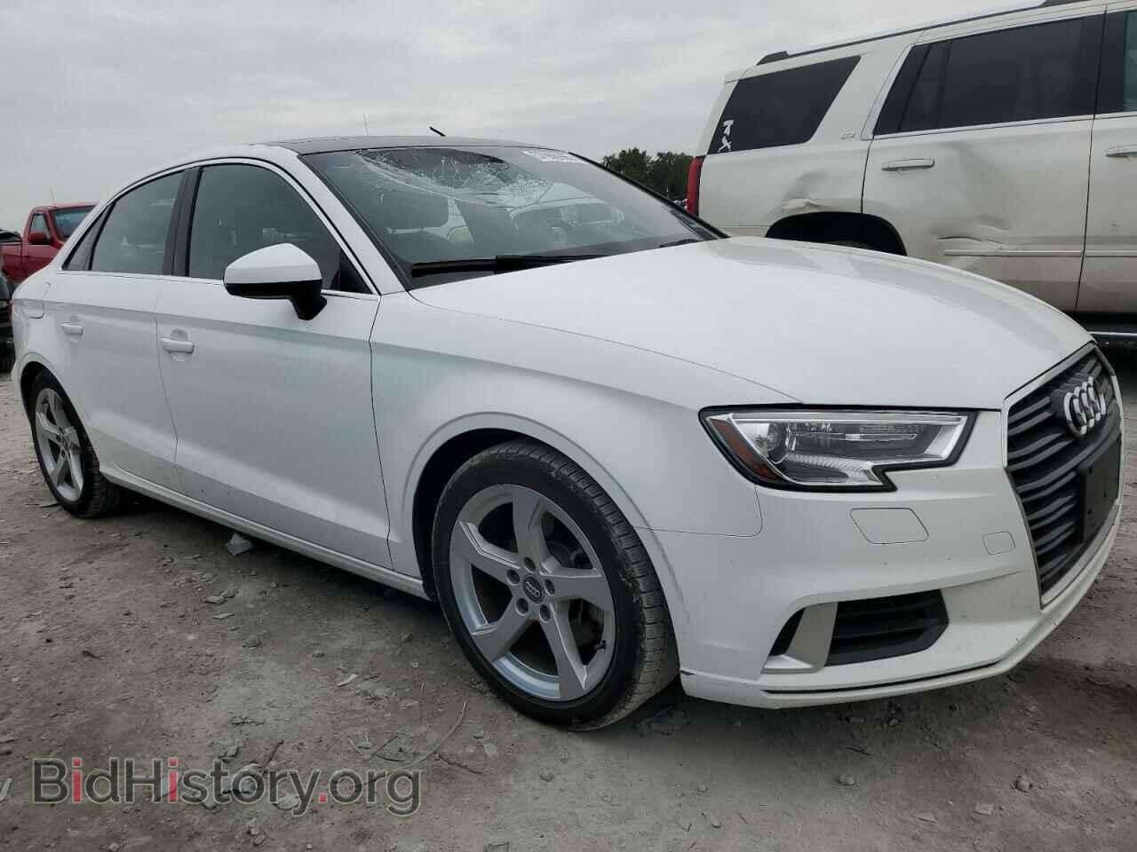 2019 AUDI A3 - VIN: WAUAUGFF0KA121621 - Фото 4