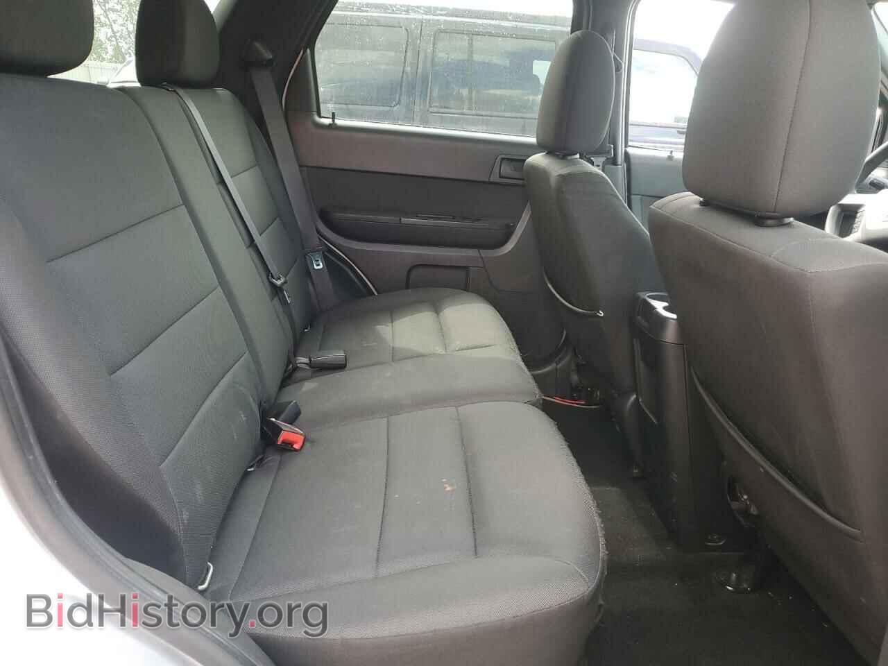 2011 FORD ESCAPE - VIN: 1FMCU0D71BKB68161 - Фото 11