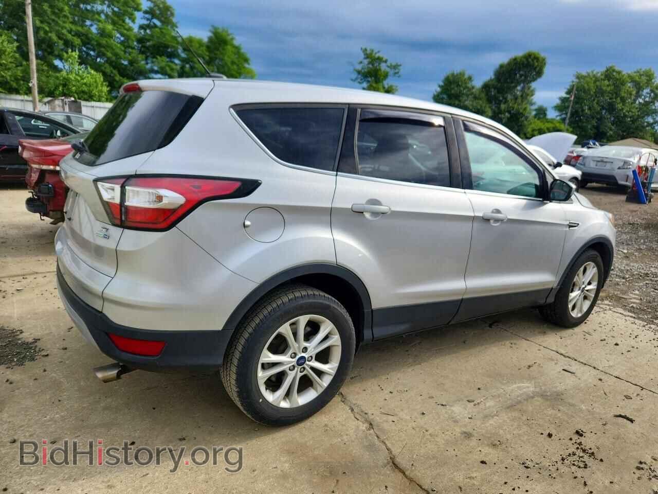 2017 FORD ESCAPE - VIN: 1FMCU9G99HUC52243 - Фото 3