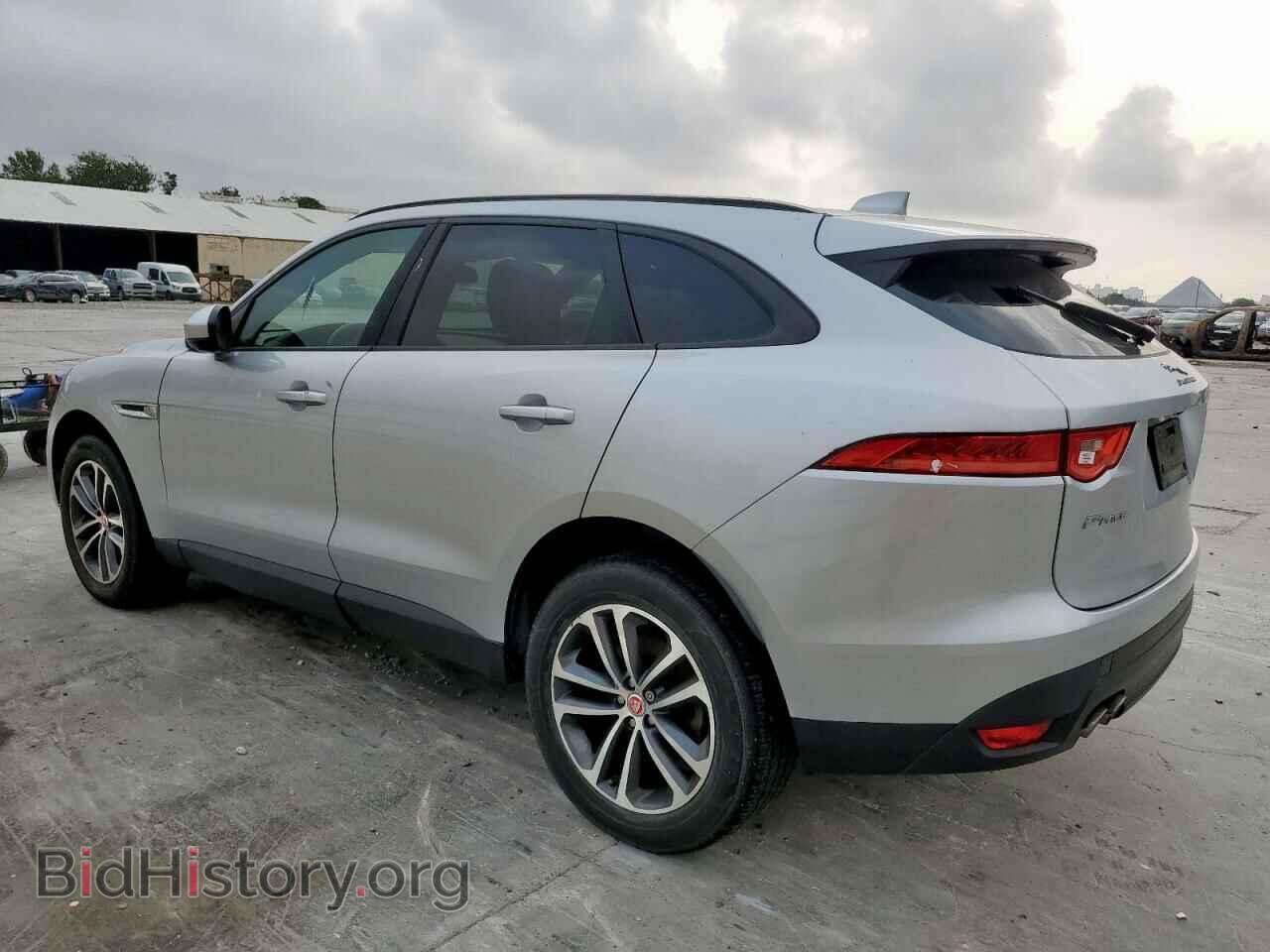 2017 JAGUAR F-PACE - VIN: SADCJ2BN8HA092712 - Фото 2