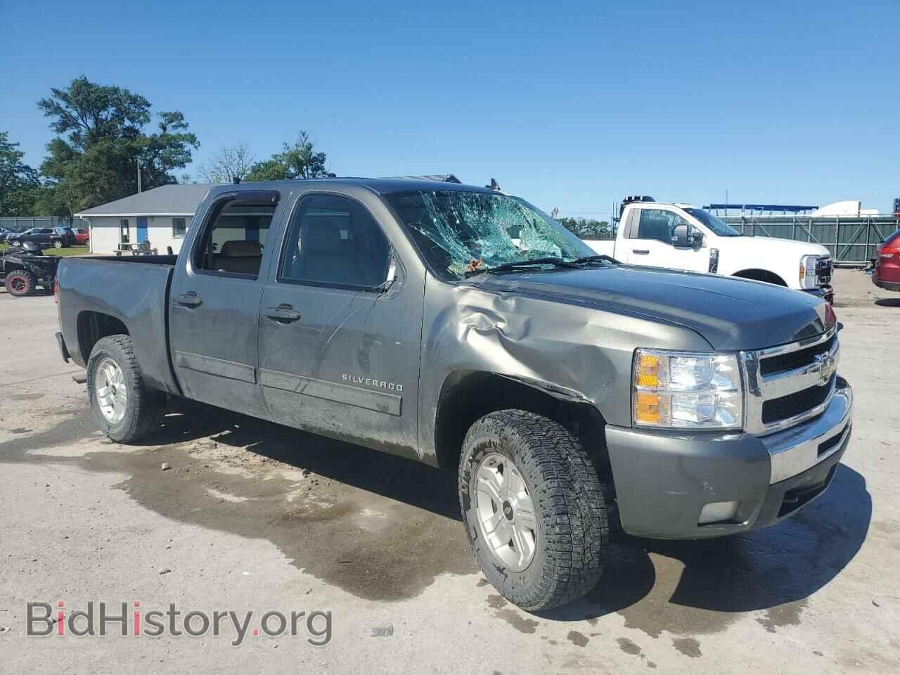 2011 CHEVROLET ALL Models - VIN: 3GCPKSE30BG301132 - Фото 4