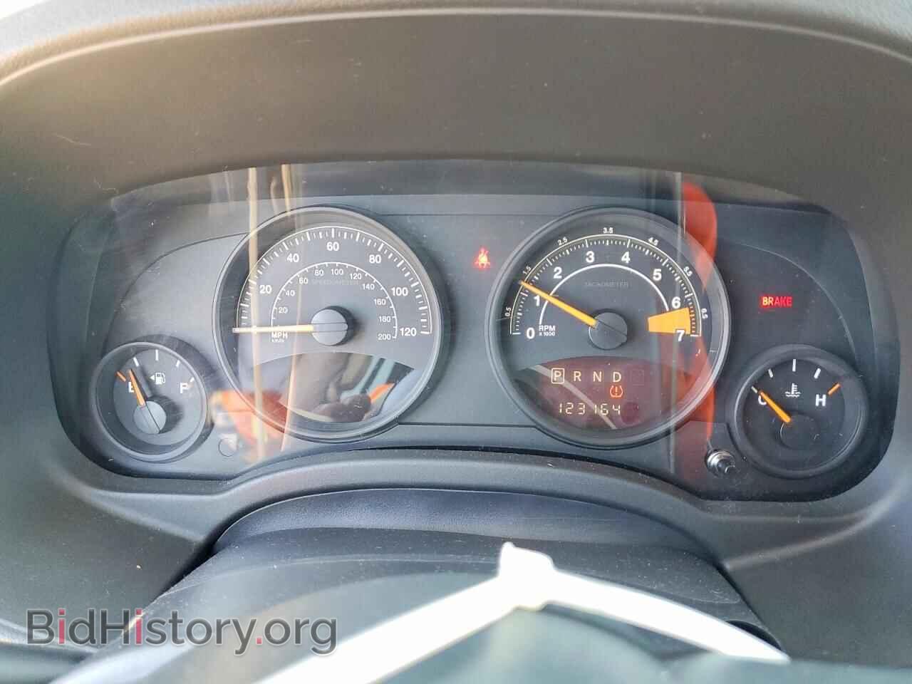 2014 JEEP COMPASS - VIN: 1C4NJCBA1ED764322 - Photo 9