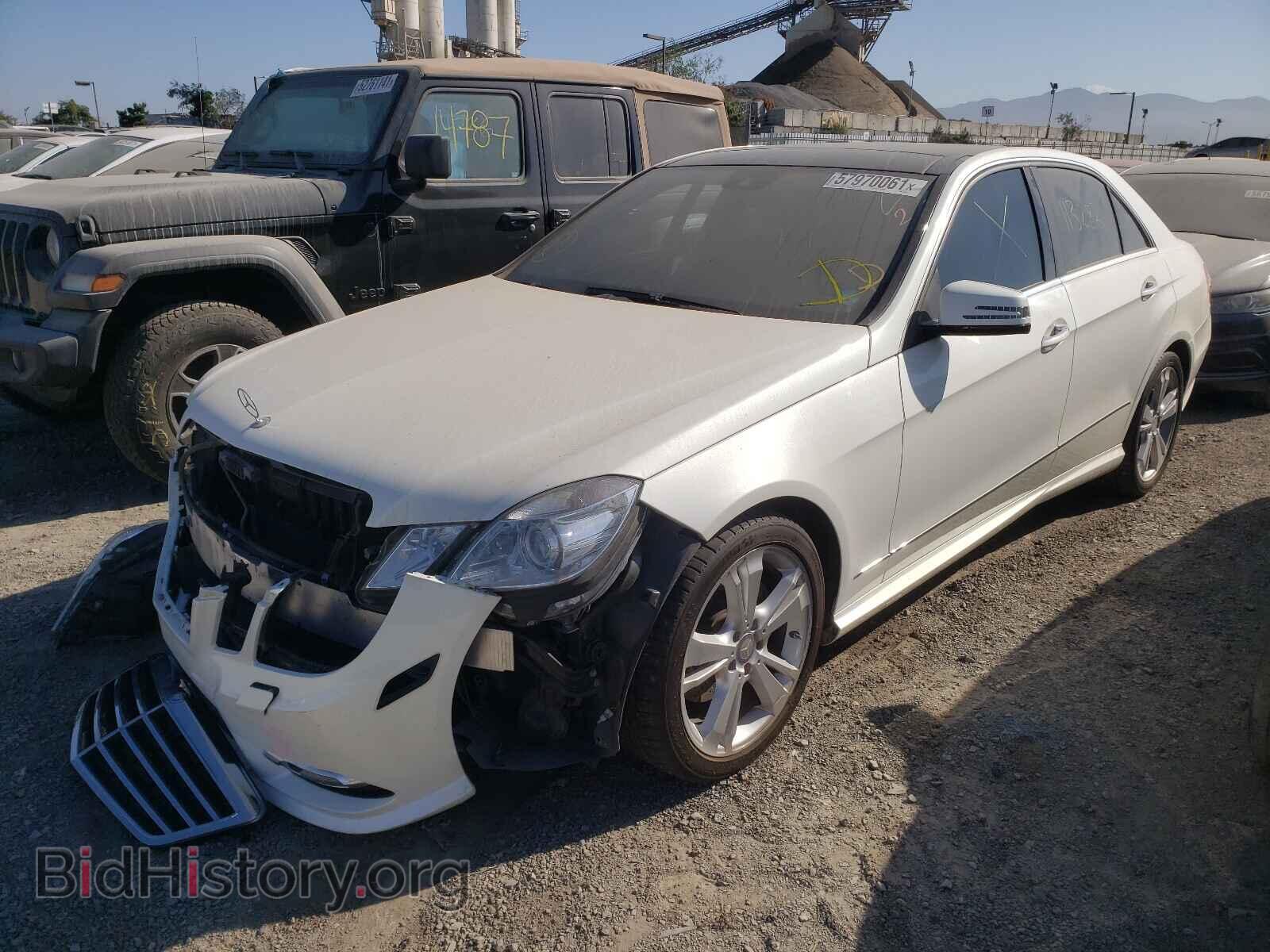 2013 MERCEDES-BENZ E-CLASS - VIN: WDDHF5KB6DA750859 - Фото 2