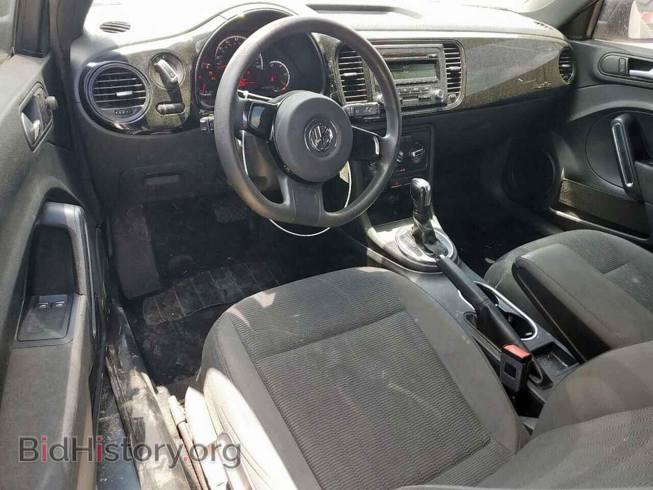 2013 VOLKSWAGEN BEETLE - VIN: 3VWFP7AT4DM645399 - Фото 8