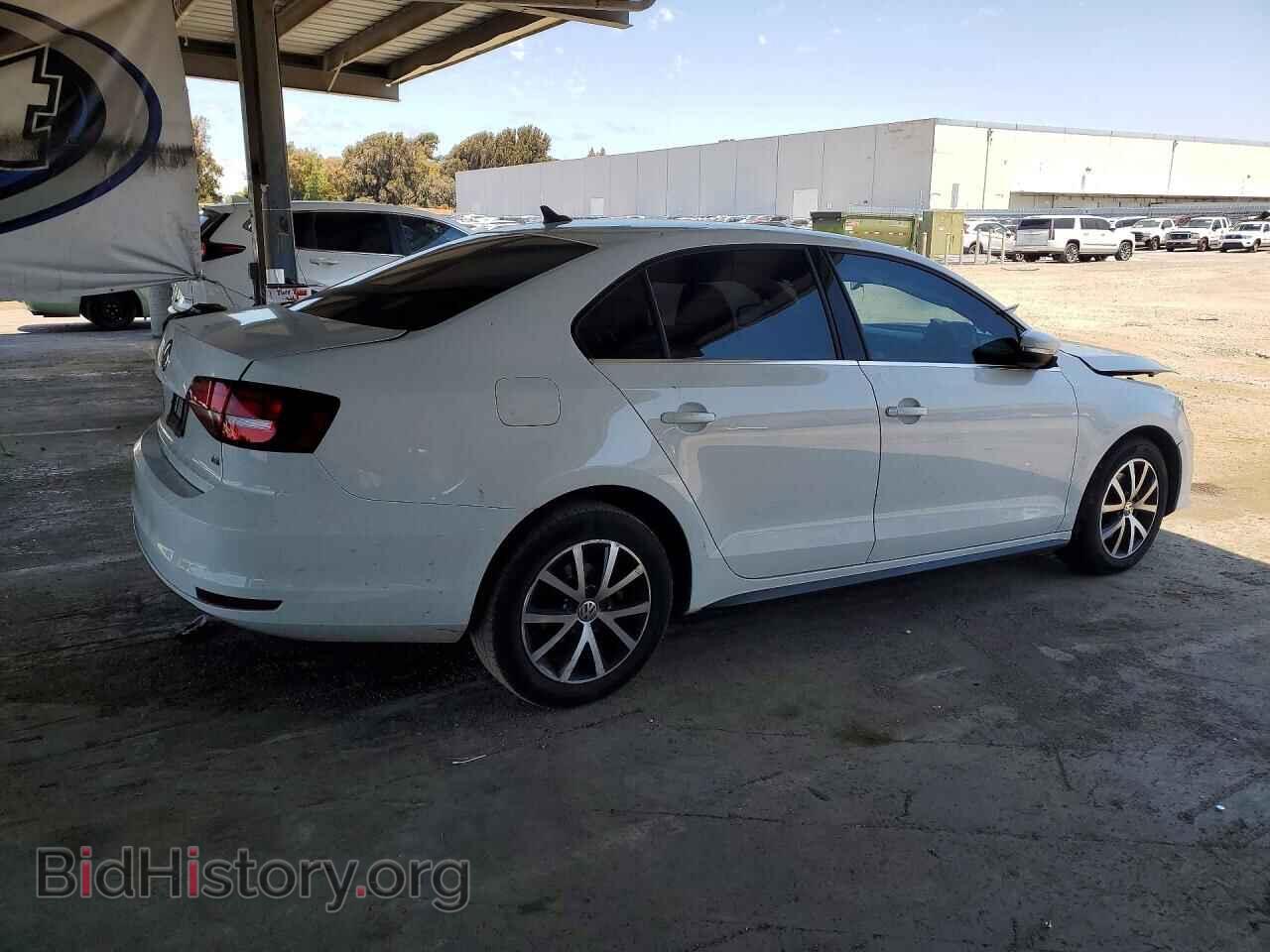 2017 VOLKSWAGEN JETTA - VIN: 3VWDB7AJXHM262285 - Фото 3