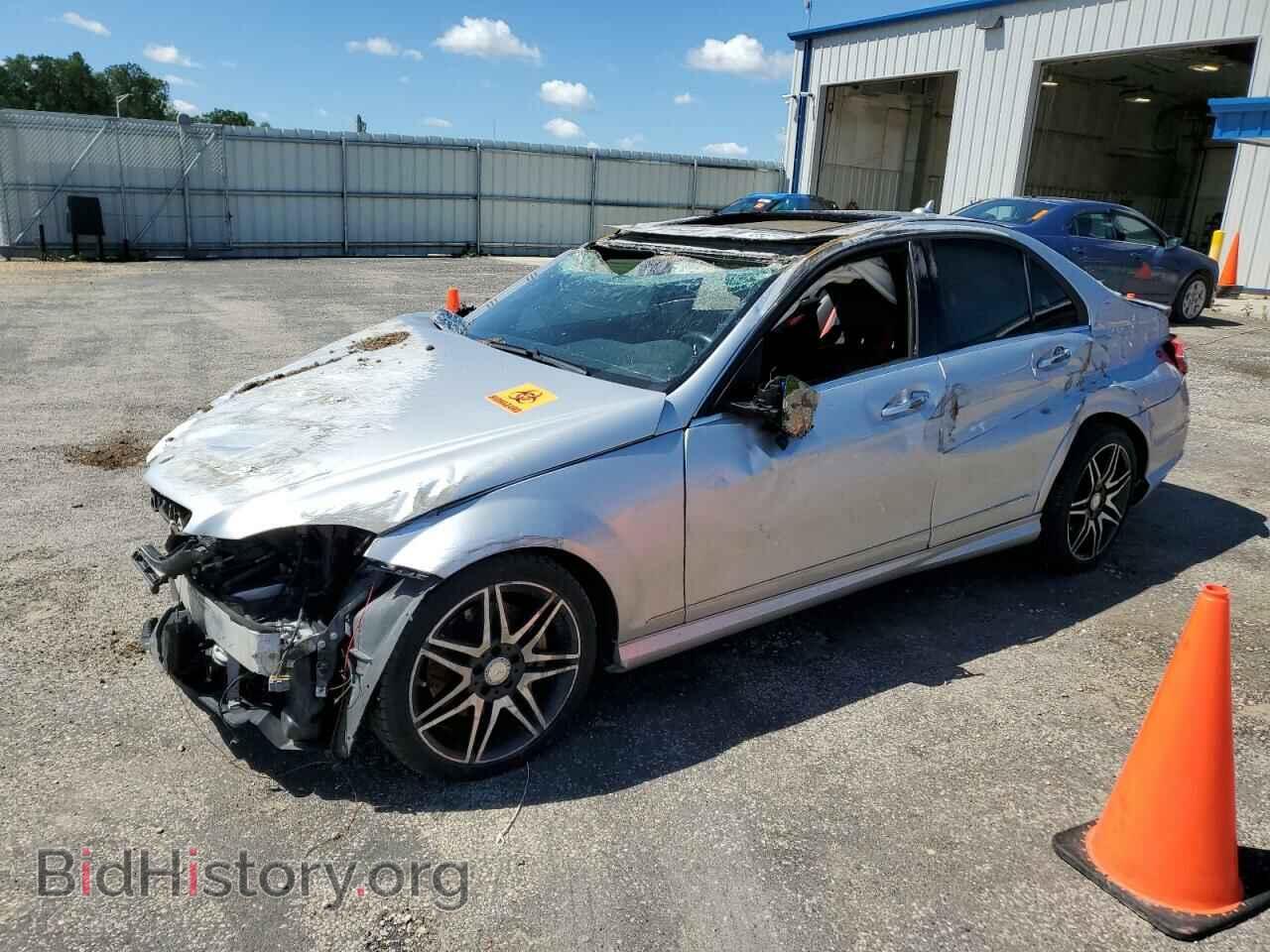 Photo WDDGF8AB3EA916660 - MERCEDES-BENZ C-CLASS 2014