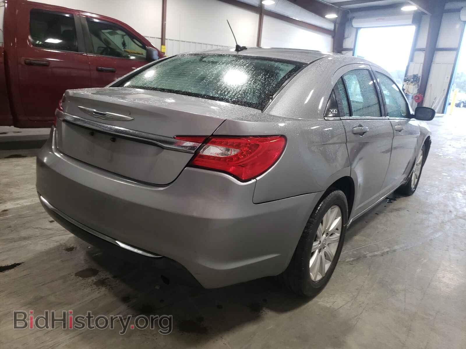 2013 CHRYSLER 200 - VIN: 1C3CCBBB3DN554371 - Фото 4