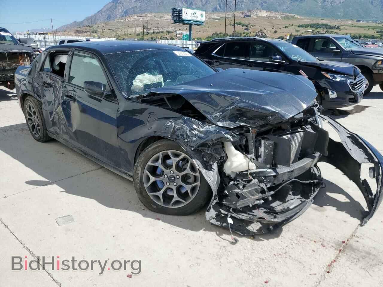 2015 CHRYSLER 300 - VIN: 2C3CCAGG7FH882855 - Photo 4
