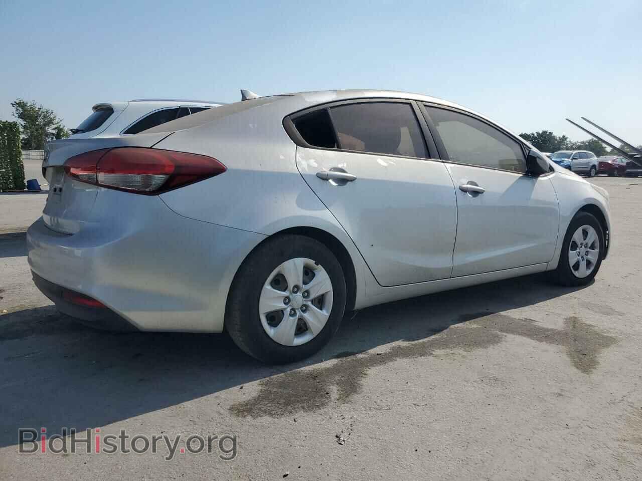 2017 KIA FORTE - VIN: 3KPFK4A79HE014635 - Фото 3