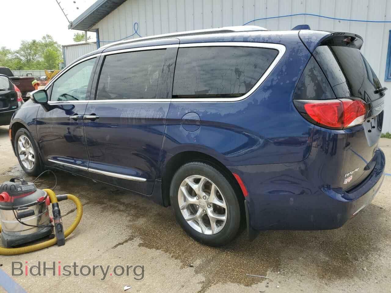 2017 CHRYSLER PACIFICA - VIN: 2C4RC1GG7HR705676 - Фото 2