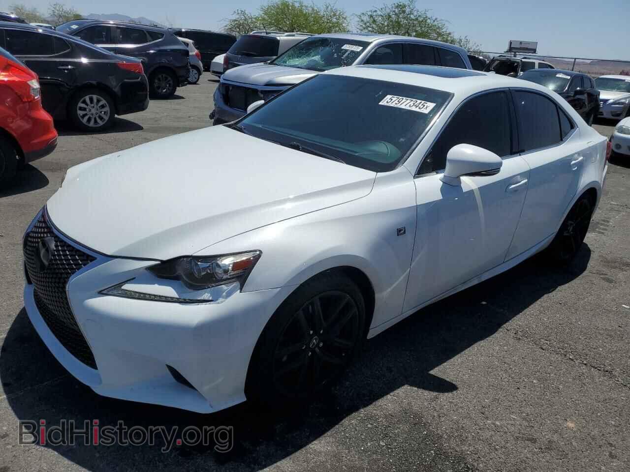 Photo JTHBA1D29G5032304 - LEXUS IS 2016