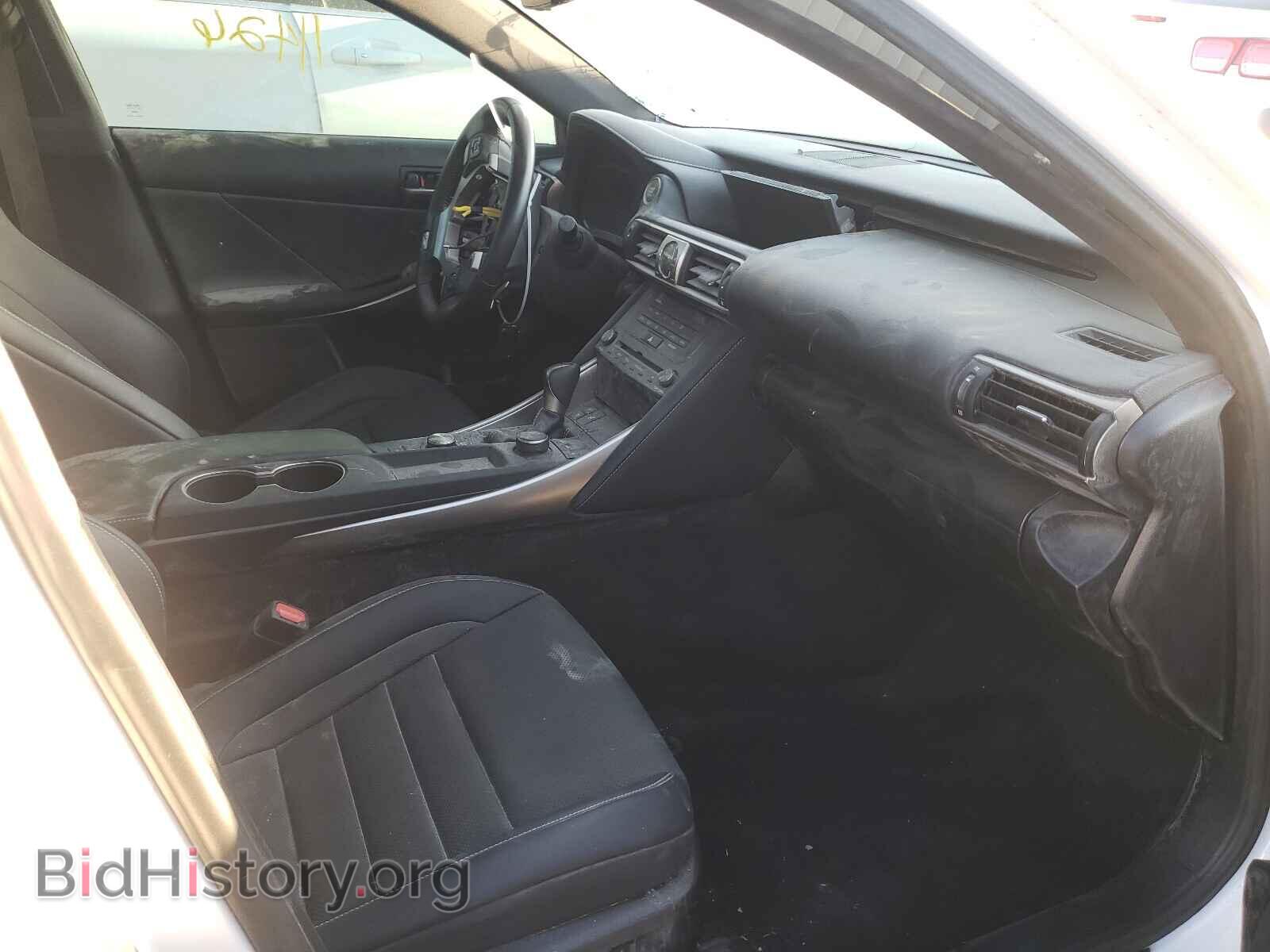 2019 LEXUS IS - VIN: JTHBA1D20K5095896 - Фото 5