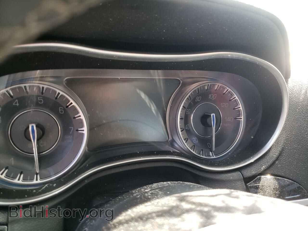 2020 CHRYSLER 300 - VIN: 2C3CCABG5LH230111 - Фото 8