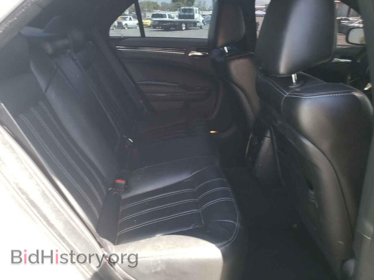 2018 CHRYSLER 300 - VIN: 2C3CCAGG9JH267331 - Photo 6