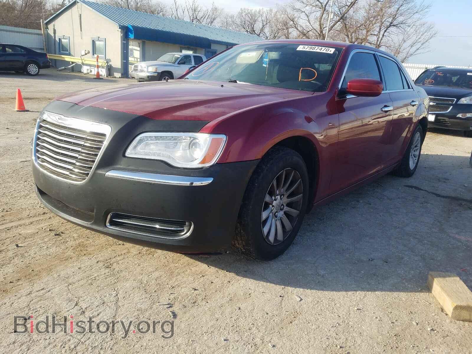 2012 CHRYSLER 300 - VIN: 2C3CCAAGXCH138820 - Фото 2