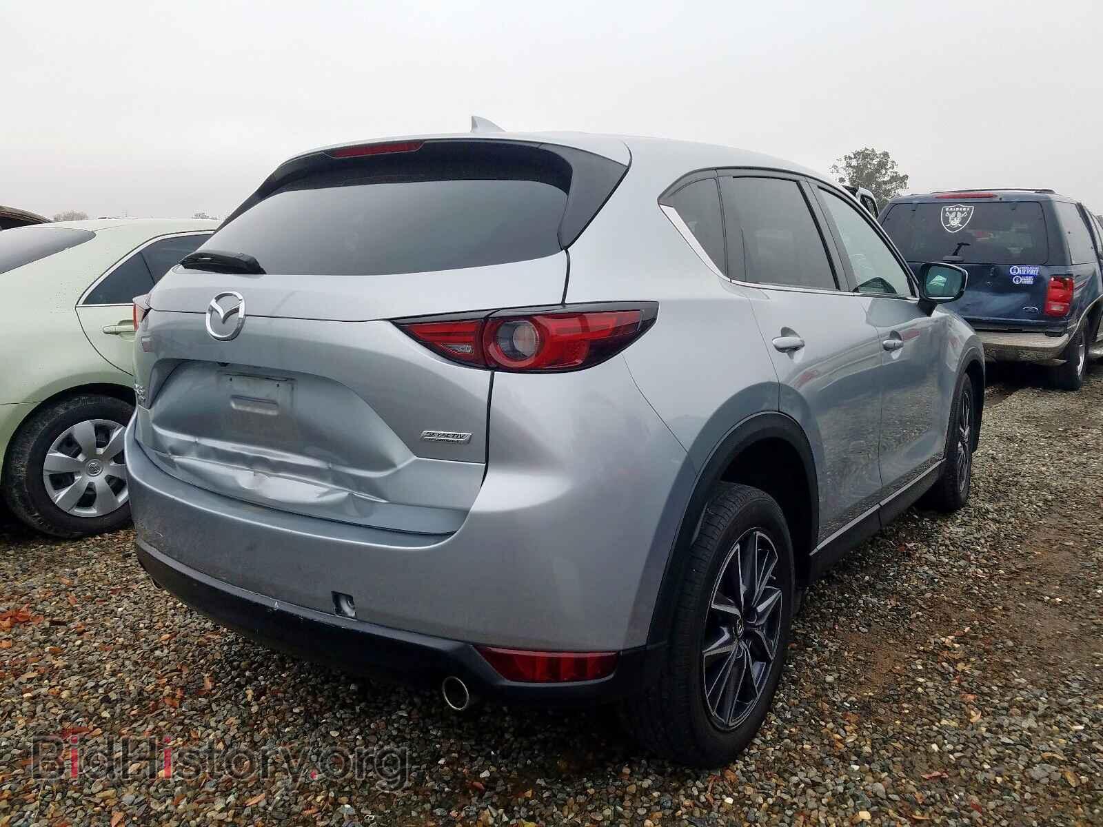 2018 MAZDA CX-5 - VIN: JM3KFBDM1J0317715 - Фото 4