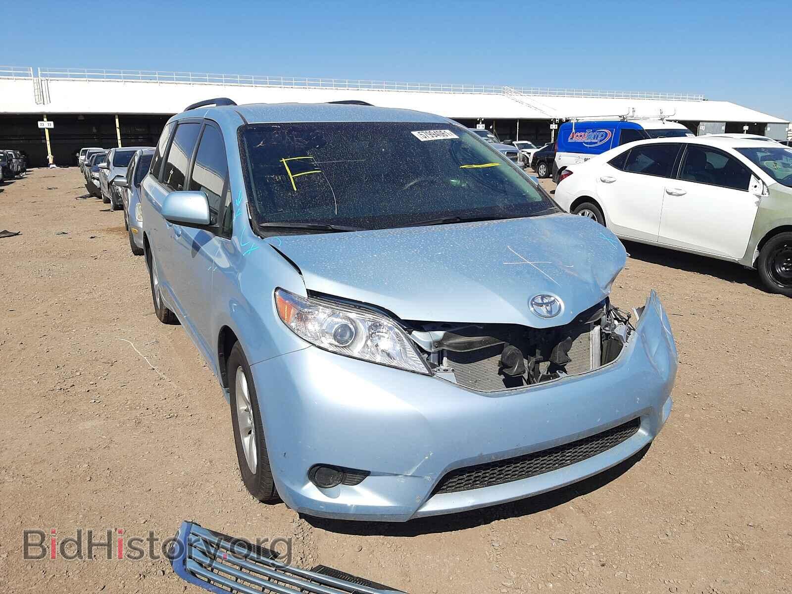 Фотография 5TDKZ3DCXHS891797 - TOYOTA SIENNA 2017
