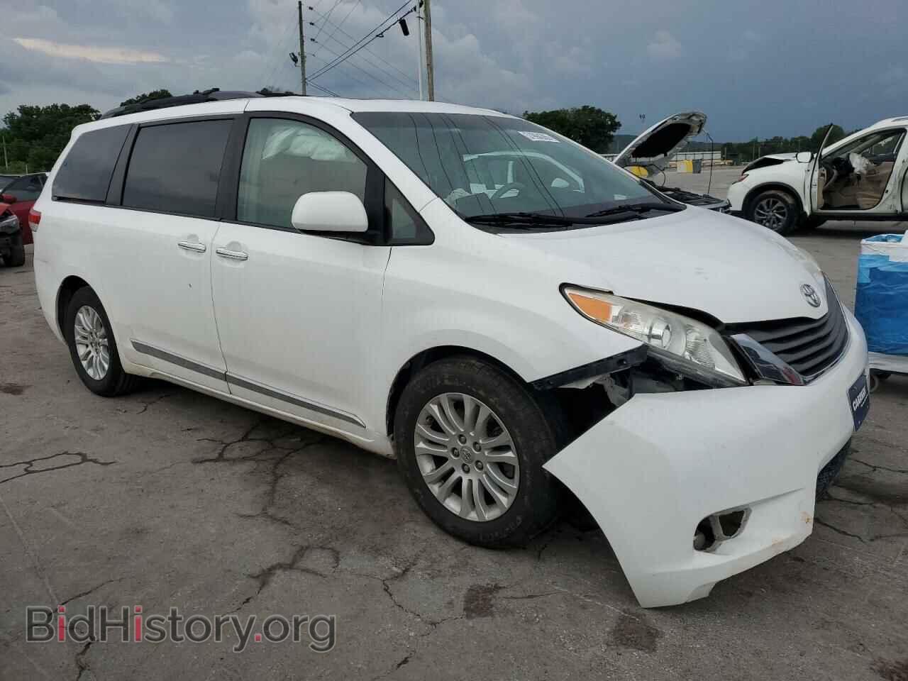 2014 TOYOTA All Models - VIN: 5TDYK3DC2ES520398 - Фото 4