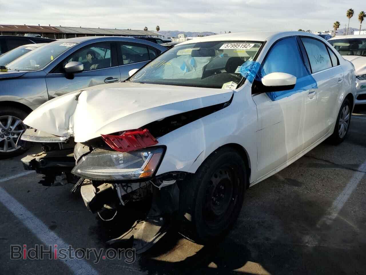 2017 VOLKSWAGEN JETTA - VIN: 3VW2B7AJ1HM399669 - Photo 2