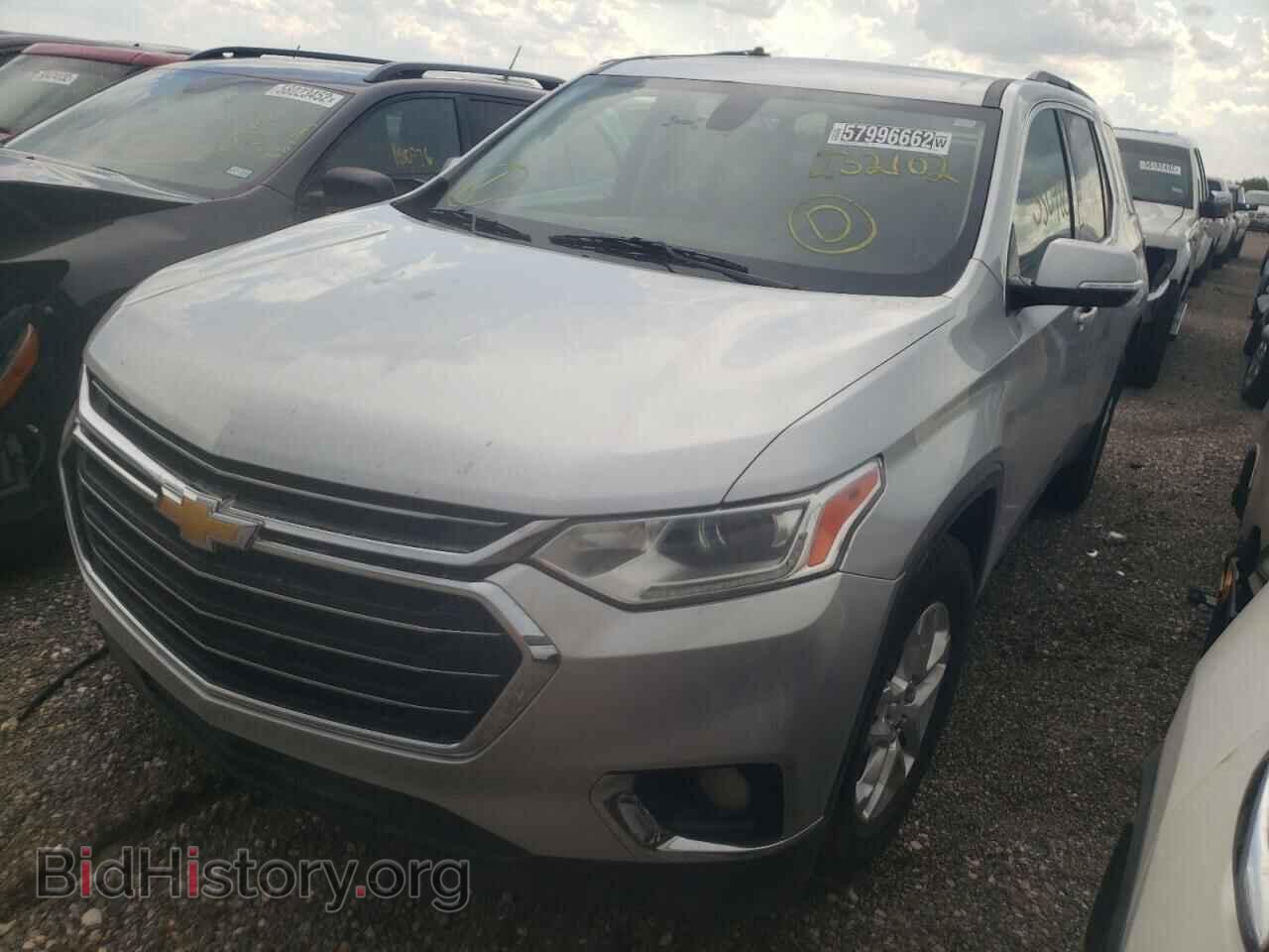 2019 CHEVROLET TRAVERSE - VIN: 1GNEVMKW0KJ232103 - Фото 2
