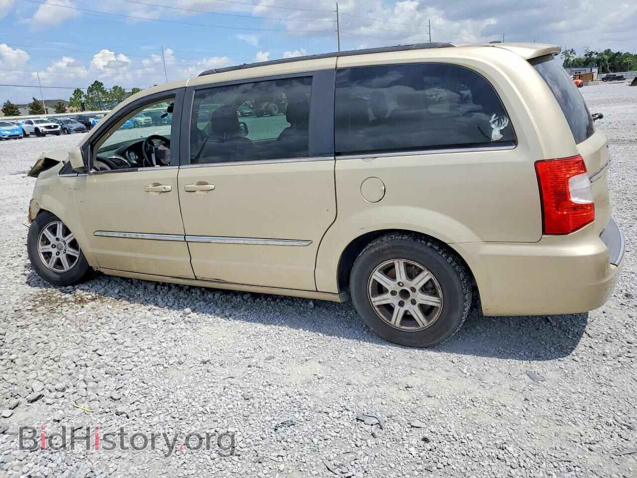 2011 CHRYSLER MINIVAN - VIN: 2A4RR5DG1BR641582 - Photo 2