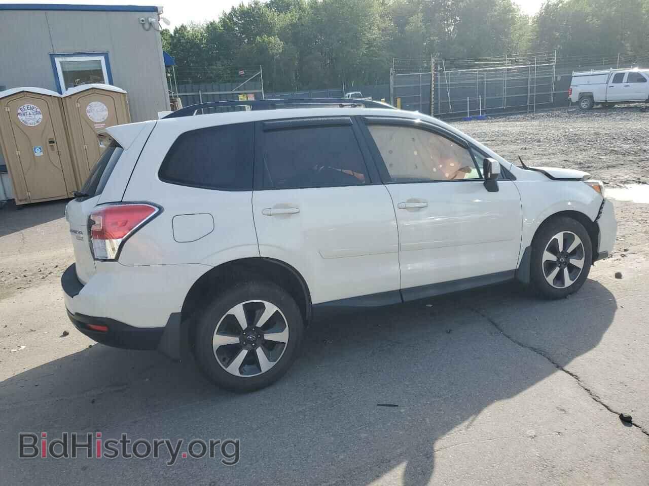 2017 SUBARU FORESTER - VIN: JF2SJAEC4HH408448 - Фото 3
