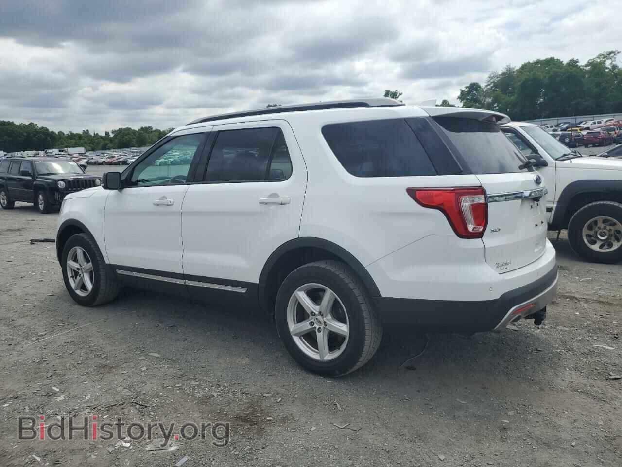 2017 FORD EXPLORER - VIN: 1FM5K8D82HGC98743 - Photo 2