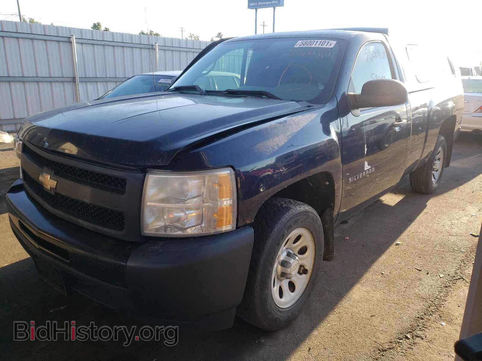 2010 CHEVROLET SILVERADO - VIN: 1GCPCPEX3AZ241312 - Фото 2