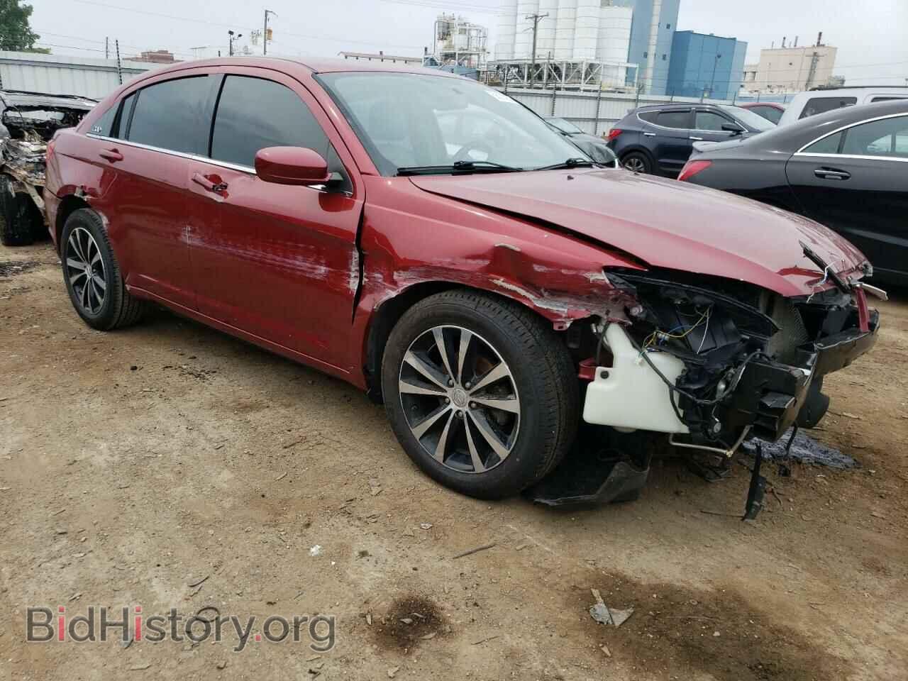 2012 CHRYSLER 200 - VIN: 1C3CCBHG0CN284484 - Фото 4