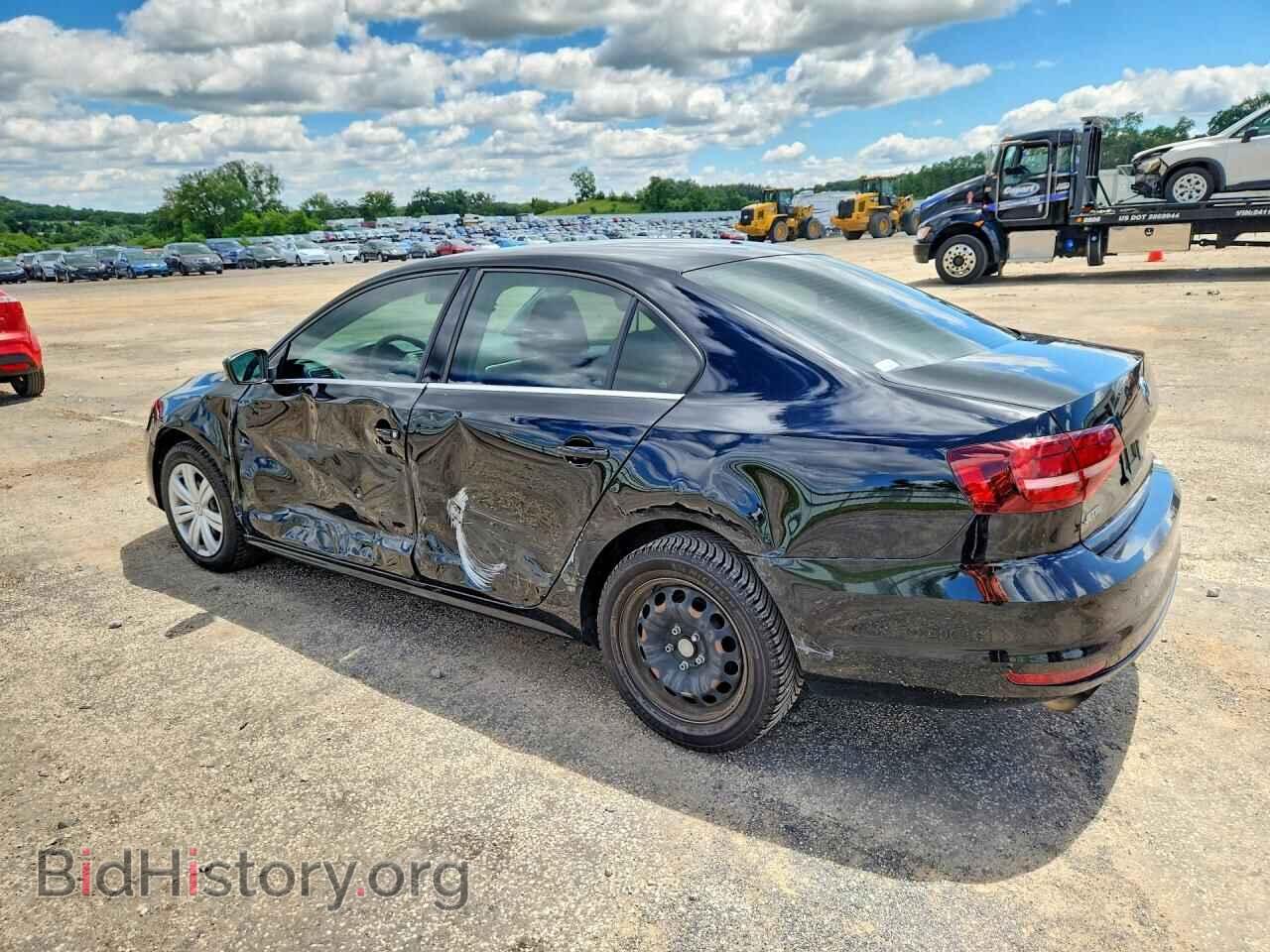 2017 VOLKSWAGEN JETTA - VIN: 3VW2B7AJ4HM379268 - Фото 2