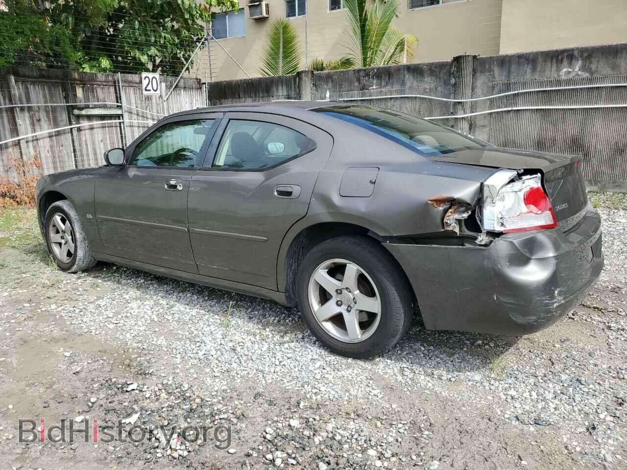 2010 DODGE CHARGER - VIN: 2B3CA3CV3AH119906 - Фото 2