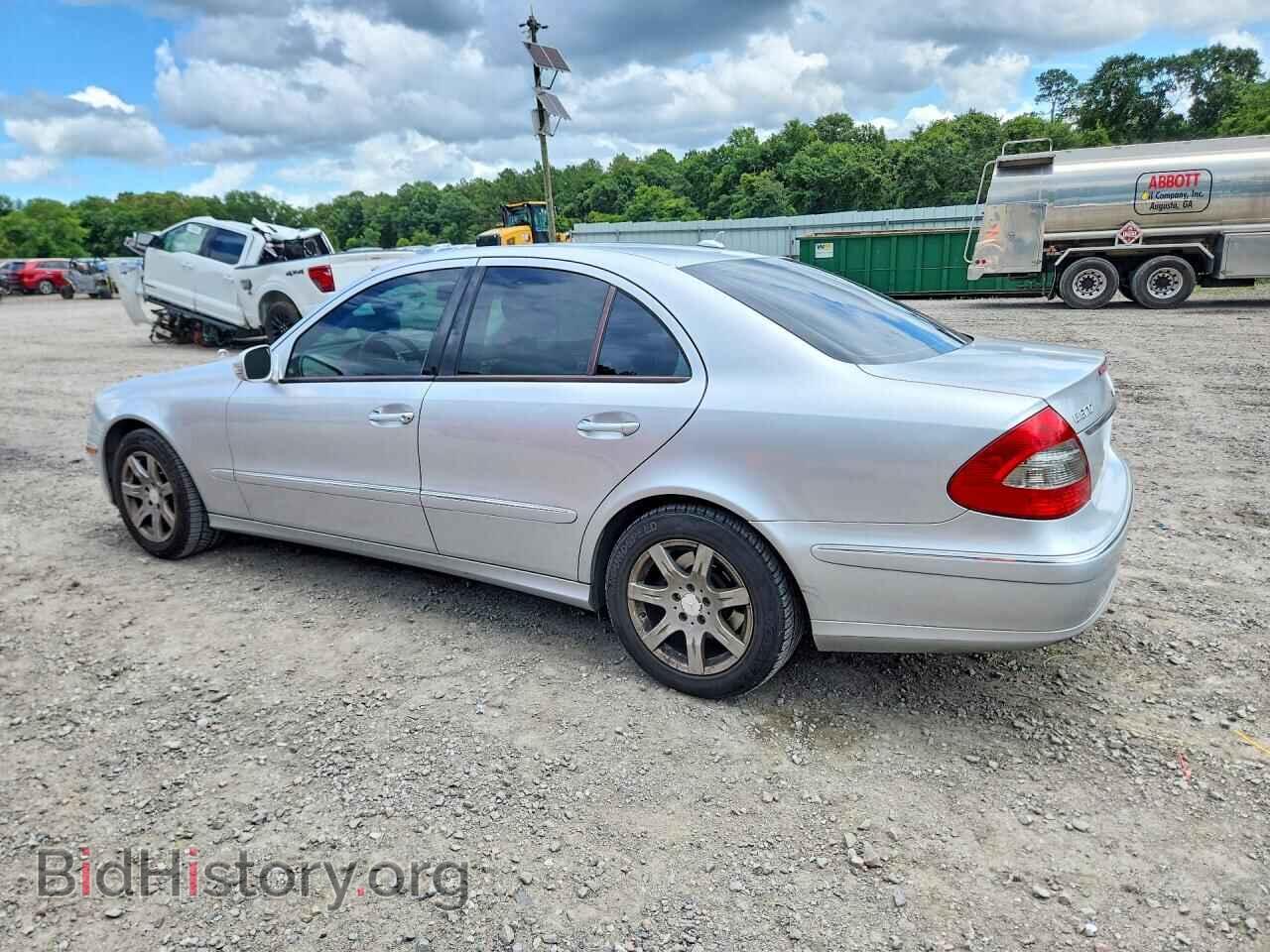 2008 MERCEDES-BENZ E-CLASS - VIN: WDBUF22X28B229753 - Фото 2