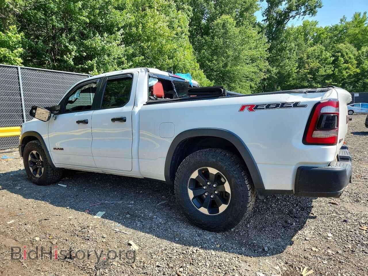 2019 RAM 1500 - VIN: 1C6SRFET1KN644138 - Photo 2