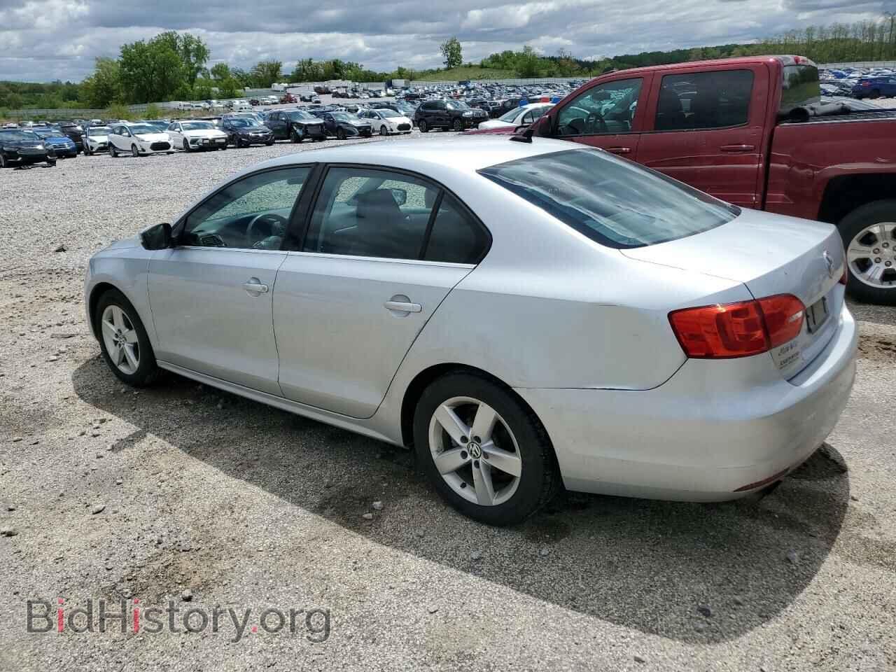 2014 VOLKSWAGEN JETTA - VIN: 3VWLL7AJ5EM404661 - Фото 2
