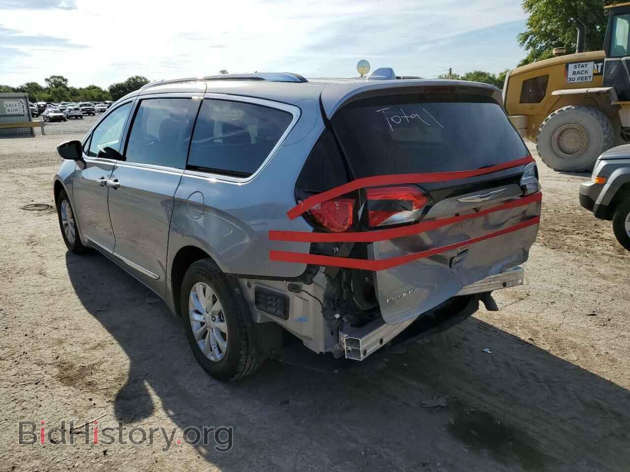 2019 CHRYSLER PACIFICA - VIN: 2C4RC1BG6KR731216 - Фото 3