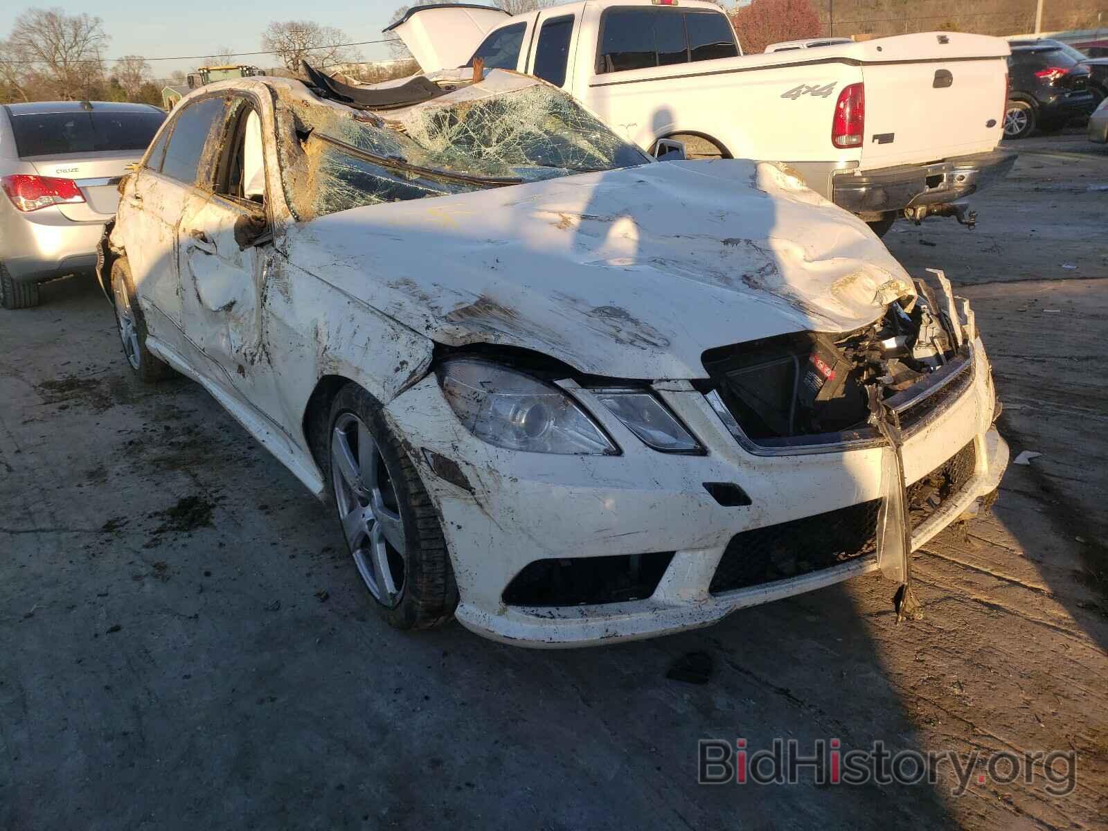 Photo WDDHF5GB9BA424723 - MERCEDES-BENZ E CLASS 2011