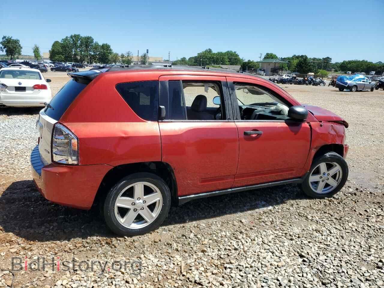 2007 JEEP COMPASS - VIN: 1J8FF47WX7D143902 - Photo 3