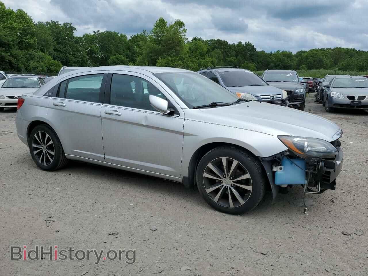 2012 CHRYSLER 200 - VIN: 1C3CCBHG3CN304825 - Фото 4