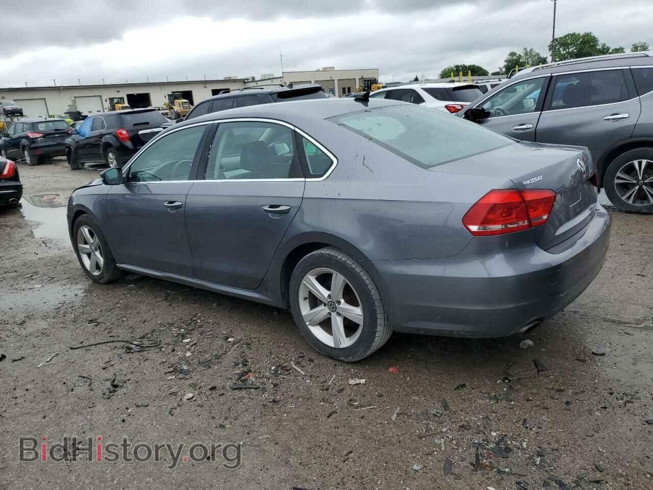 2013 VOLKSWAGEN PASSAT - VIN: 1VWBP7A30DC018151 - Фото 2